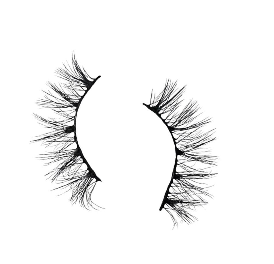 GIRLY LASH